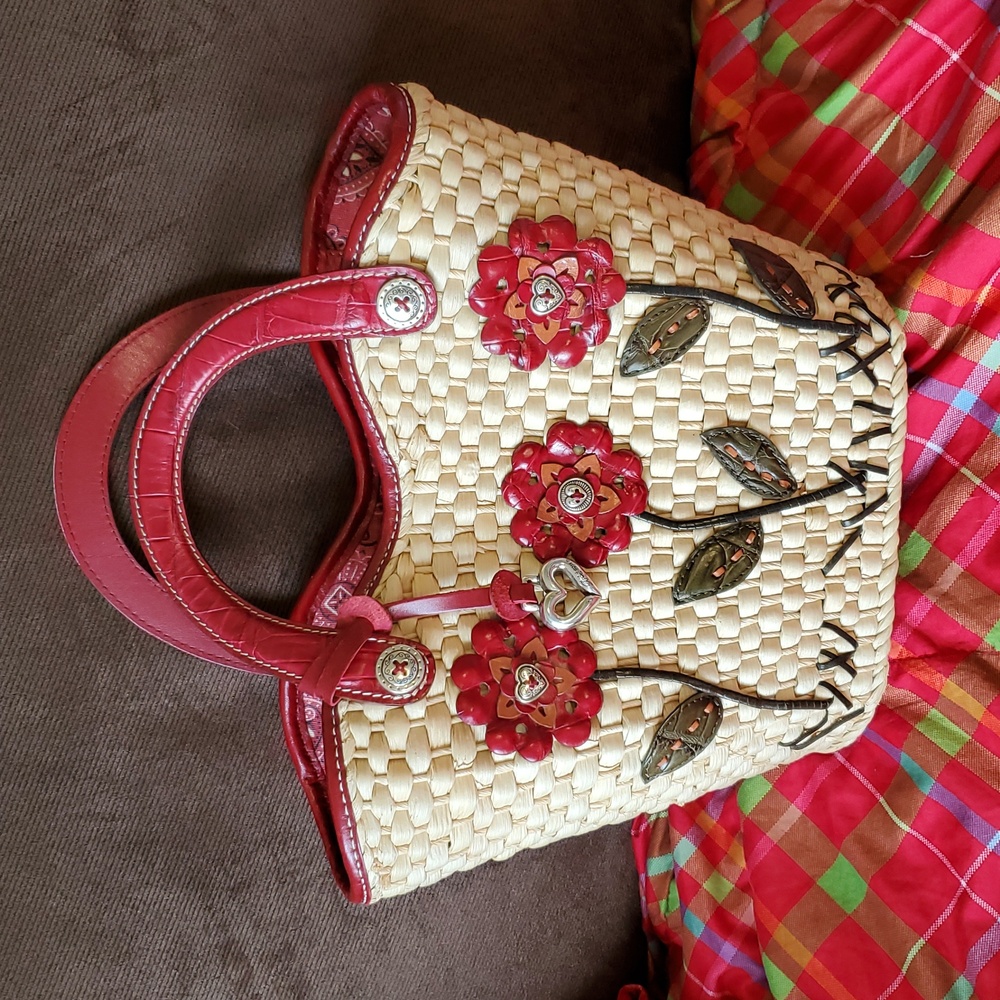 Brighton HandBag With Flowers Red Straw & Leather Tote 13"L x 5"W x 9"H Beverly